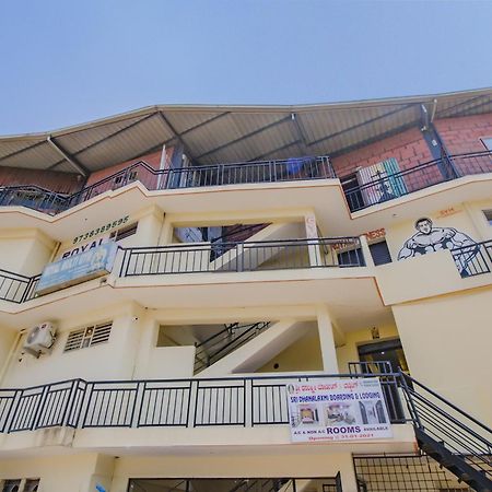 Oyo 79181 Sri Dhanalakshmi Boarding & Lodging Bangalore Luaran gambar